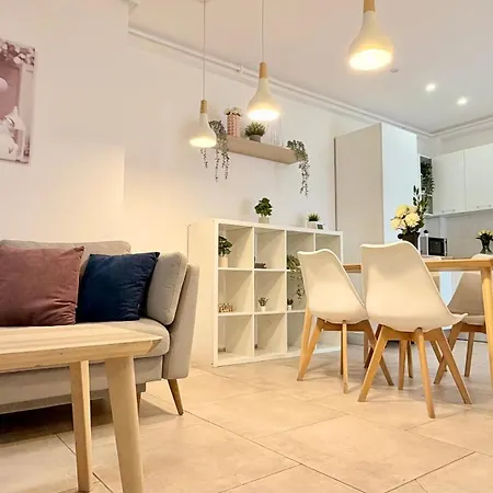 شقة Sophisticated 2br With Views Of Casa Poporului
