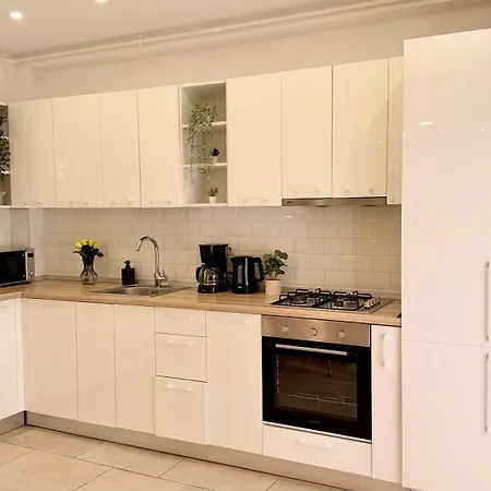 Sophisticated 2br With Views Of Casa Poporului * بوخارست