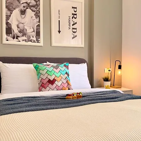شقة Sophisticated 2br With Views Of Casa Poporului